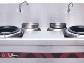 專業(yè)廚房工程解決方案 深圳廚具廠的抽油煙、排煙與鮮風(fēng)系統(tǒng)建設(shè)